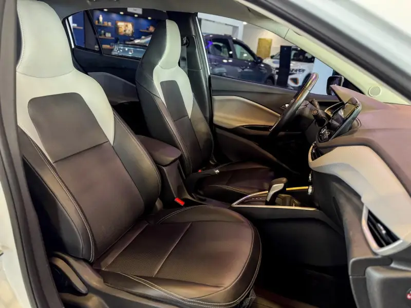 Chevrolet ONIX SED. Plus PREM. 1.0 12V TB Flex Aut 2024/2025 — foto 4